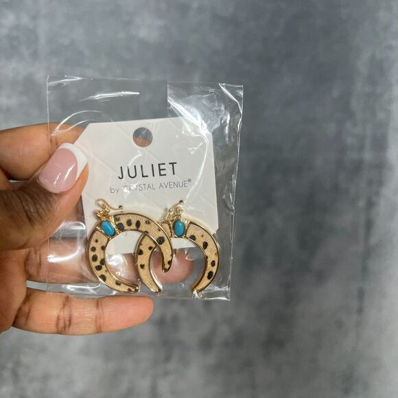 Cow Print Bull Horn Earrings w/ Turquoise Stone Boho Statement Juliet NWT - Picture 3 of 6
